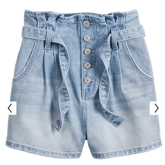 NWT- Juniors' SO® Paperbag Waist Mom High Rise Shorts Size 9 - Picture 2 of 3